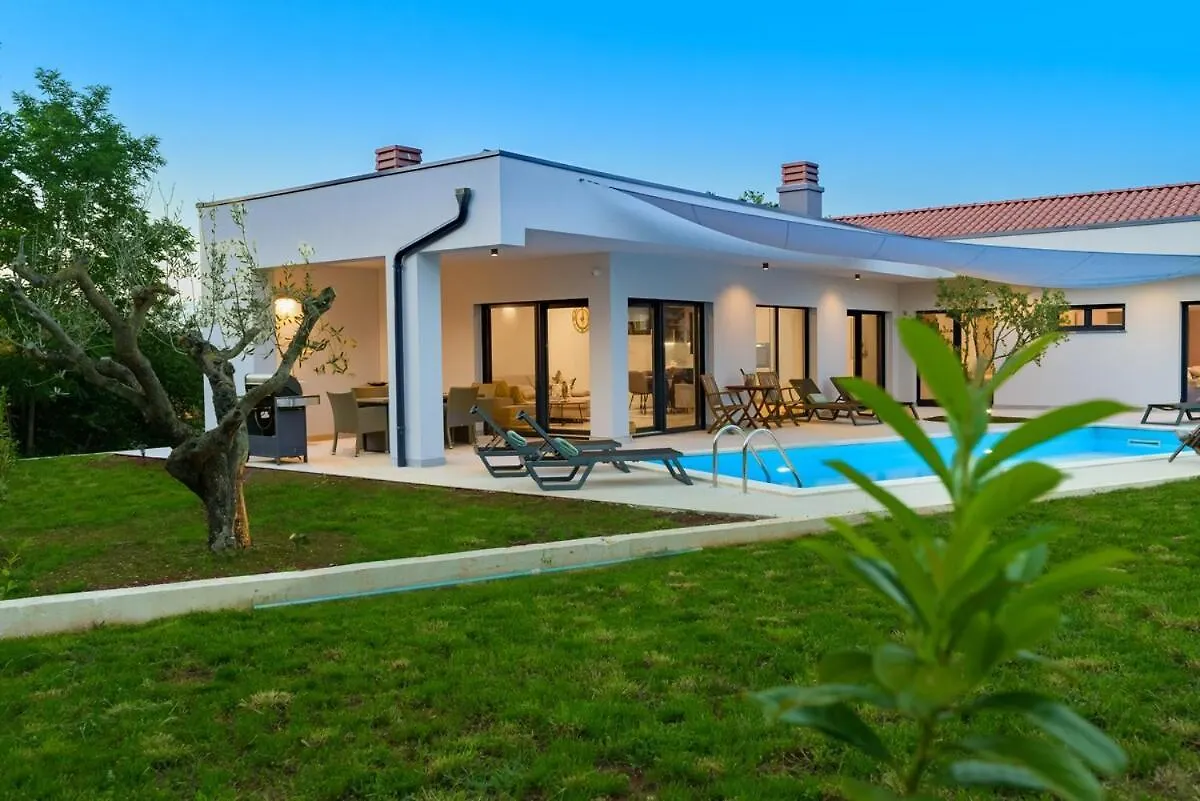 Villa Lim Silent By Istrialux Matohanci Kroatië